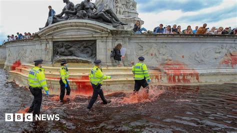 Buckingham Palace: Protesters guilty after fountain dyed red .